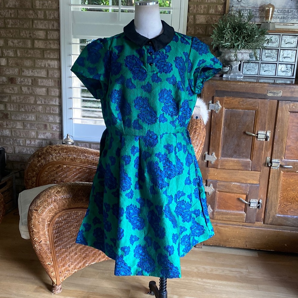 MODCLOTH PLUS SIZE GREEN COILLAR DRESS WITH POCKETS 1X NEW